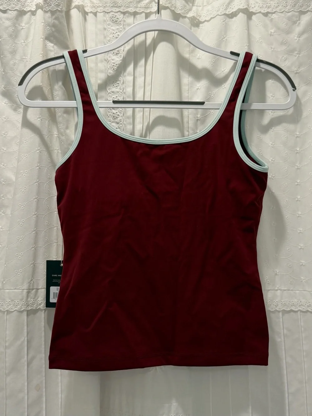 SET Active Sportbody Sporty Scoop Tank in Vista - Picture 5 of 8